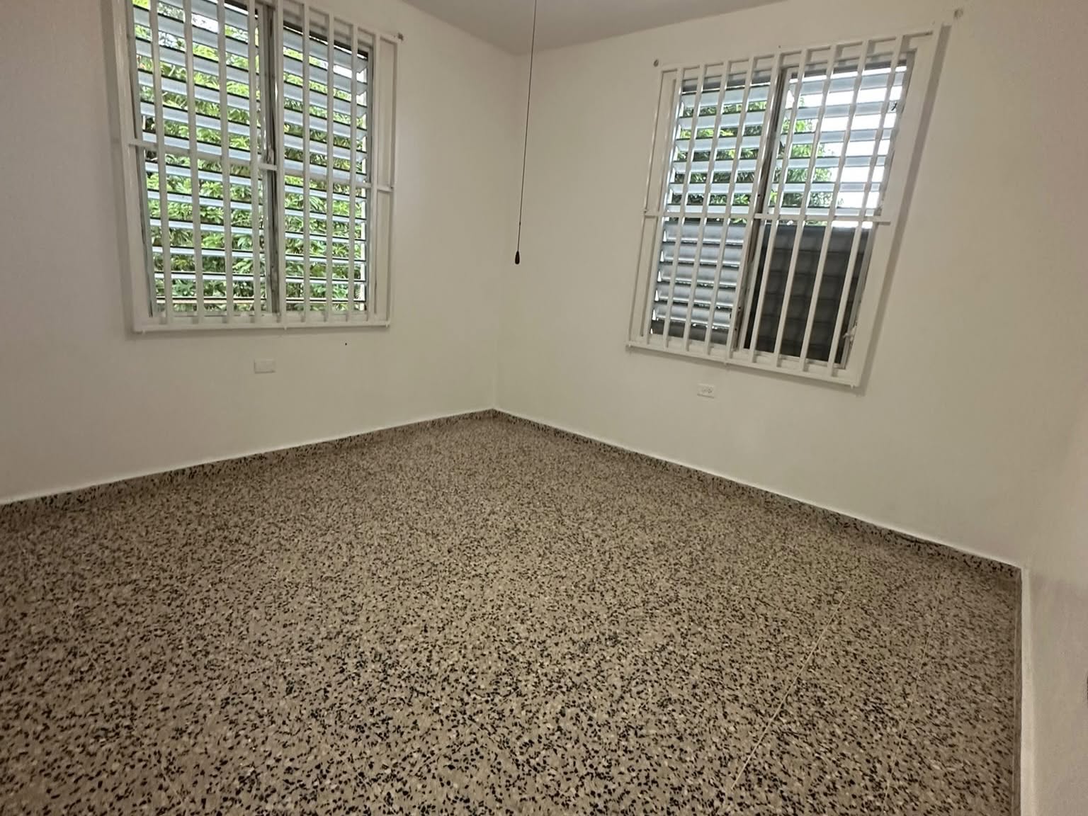 PROPIEDAD EN ALQUILER | SAN SEBASTIÁN, PUERTO RICO